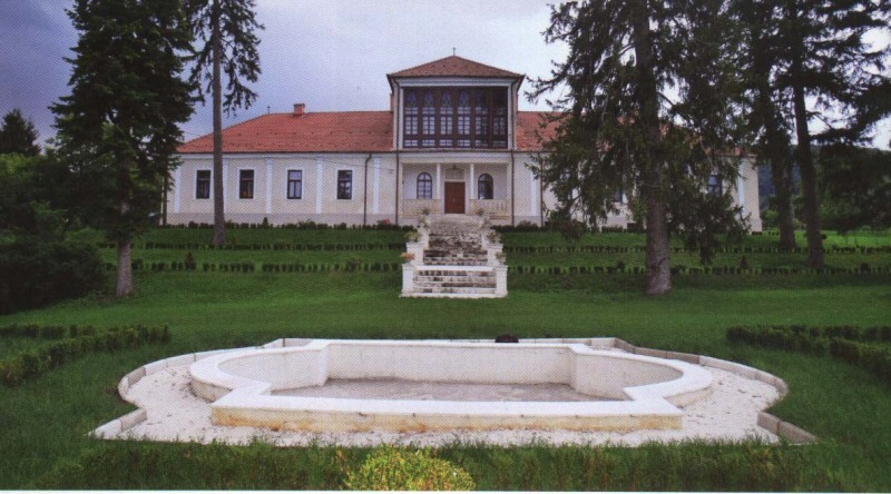 Castelul-Josika-com-Moldovenesti